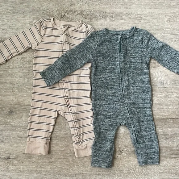 Cloud Island sleepers size 6-9 months - Picture 1 of 5